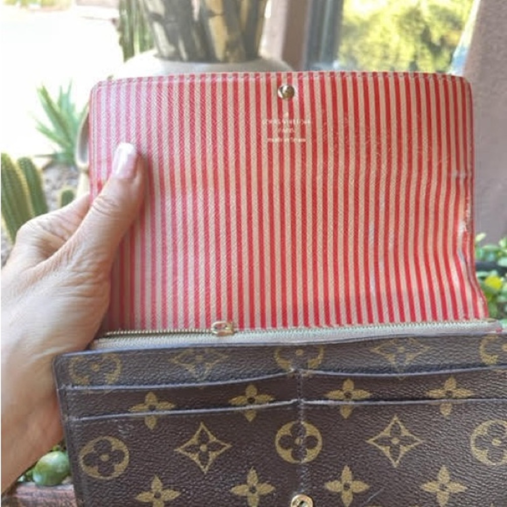 Authentic Monogram Louis Vuitton Trunk Wallet - image 5